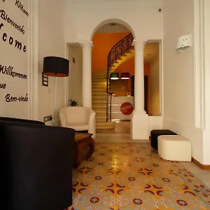 Corner Albergue Sliema